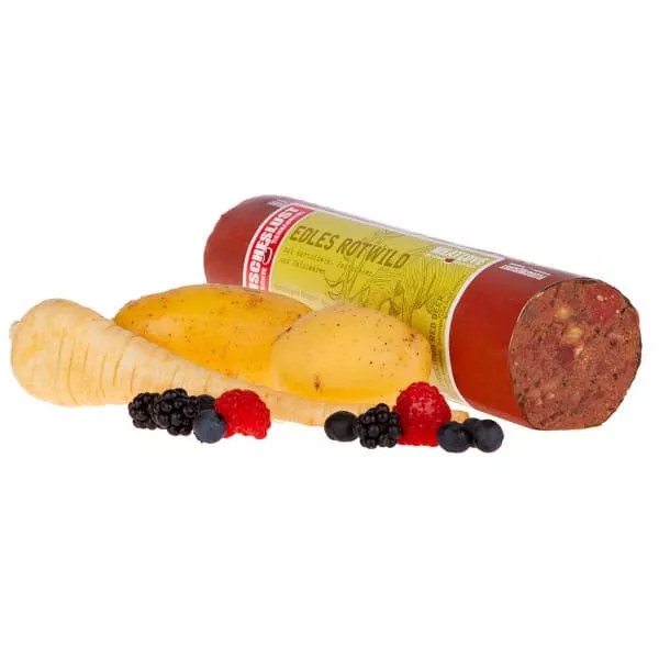 Edles Wild mit Kartoffel, Pastinaken und Waldbeeren 400g